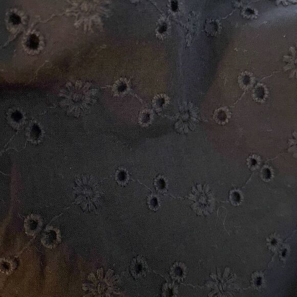 CROP TOP! Pins & Needles Brand. Flower pattern BNWT. Size M - Picture 6 of 6